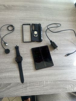 Samsung galaxy Z fold 3 and Samsung 4 watch 400 obo or trade for ps5