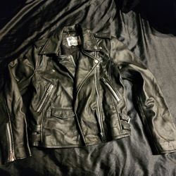 Walter Baker Women's Leathwr Motorcycle Jacket M