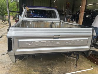 RAM 150 año 1991 clásica con chapa antique el motor al 100 la estoy armando pero necesito venderla así la vendo en 5000  lo tengo todo para terminarla
