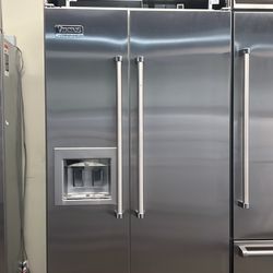 Viking 42”Wide Built In Stainless Steel Side By Side Refrigerator 
