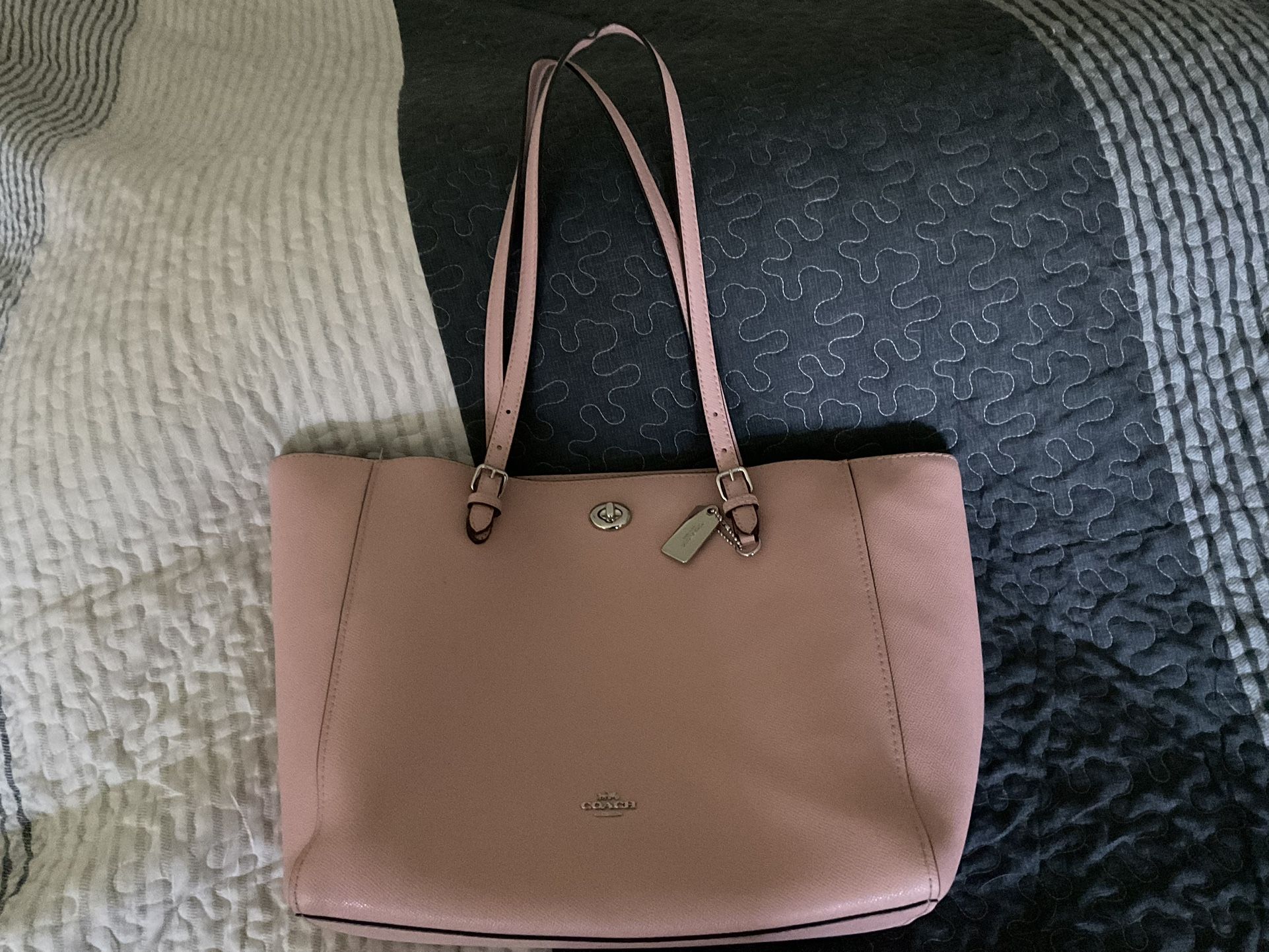 Coach LAPTOP TOTE IN CROSSGRAIN LEATHER with matching wristlet