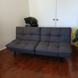 Couch/bed 