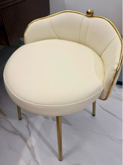 Brand new vanity chair / make up chair