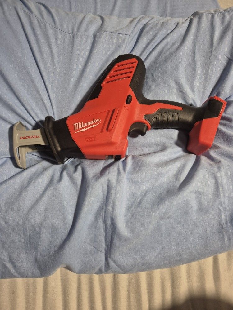 Milwaukee 2625-20 M18 18-Volt Lithium-Ion Cordless Hackzall Reciprocating Saw, Bare Tool