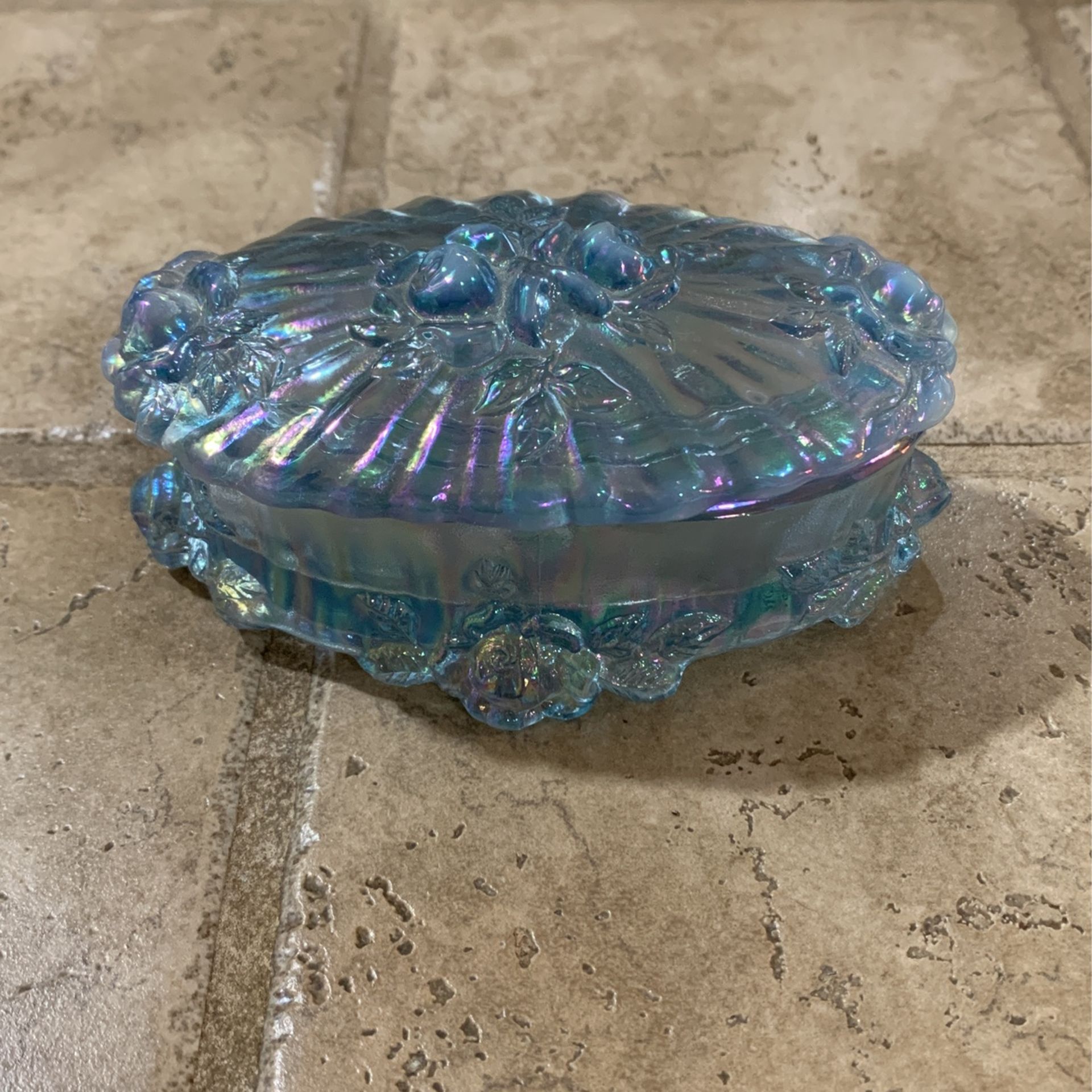 Vintage Fenton glass jewelry trinket box, Iridescent glass, vintage Fenton glass