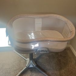 Halo Bassinet Swivel Sleeper