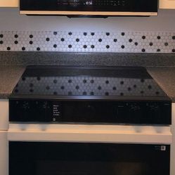 Samsung Bespoke Smart Over the Counter Range Microwave