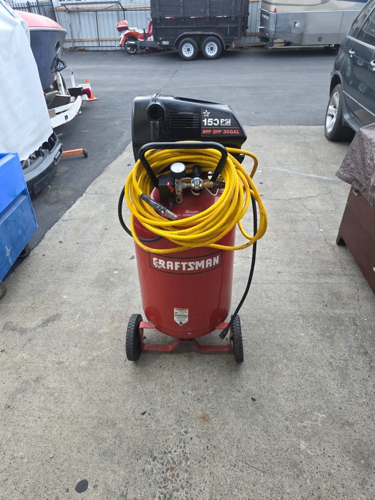 Craftsman 30Gal 150psi 2HP Stand Up Air Compressor