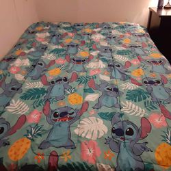 Disney  Lilo And Stitch Full Size Reversible Comforter,  Flat Sheet And Pillow Case