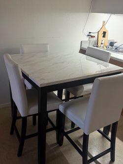 Dining room / comedor