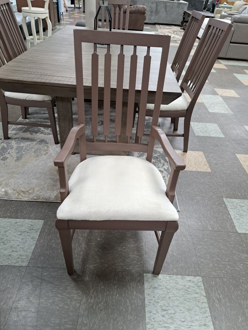 BRAND NEW Signature Design by Ashley Langford Extendable Dining Table