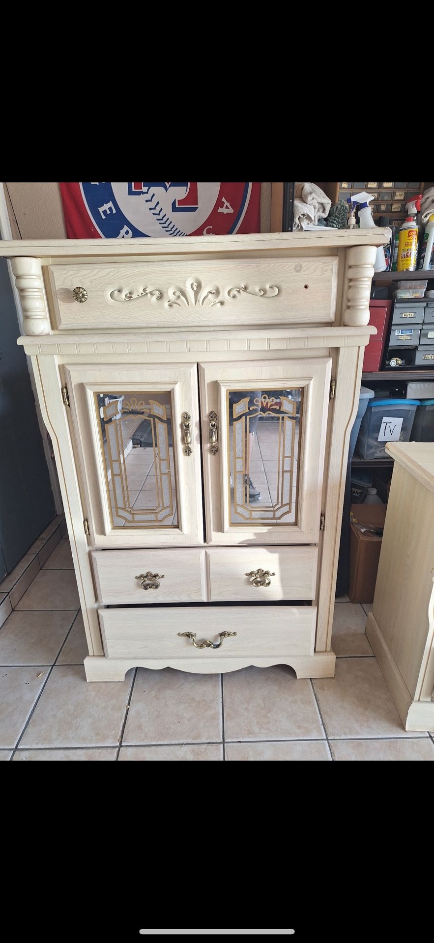 🌹BEAUTIFUL VINTAGE BEDROOM SET: DRESSER WITH MIRROR, CHEST🌹 