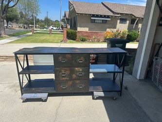 Metal entertainment center
