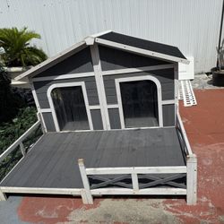 Dog House for Sale 
