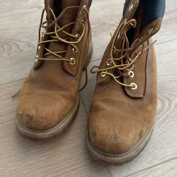 Timberland Boots (W 6.5)
