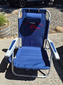 ⛱️Tommy Bahama Folding Beach Chair-Excellent Condition!