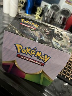 Random Pokémon Cards
