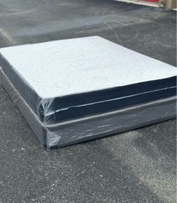 Queen Mattress Set $189 | Brand New