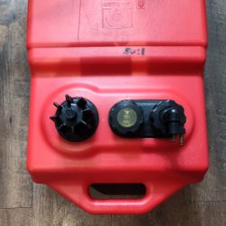 MOELLER MARINE 6 GALLON TANK WITH GAUGE