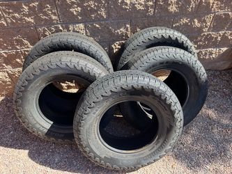 5 Nexen tires 245/75/17 like new