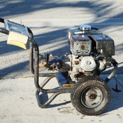 3.5 GPM PRESSURE WASHER 