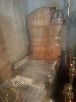 👑 Premium King & Queen Throne Chairs (Excellent Condition)