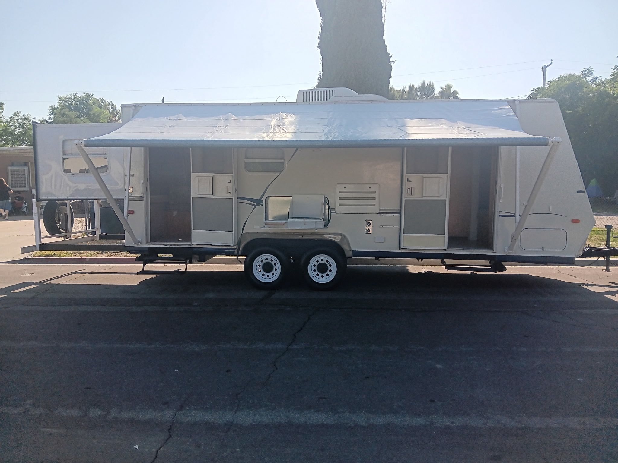 !!2003 Frontier 30ft!!!
