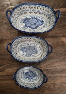 Vintage Set of Chinese Export Blue Nesting Baskets