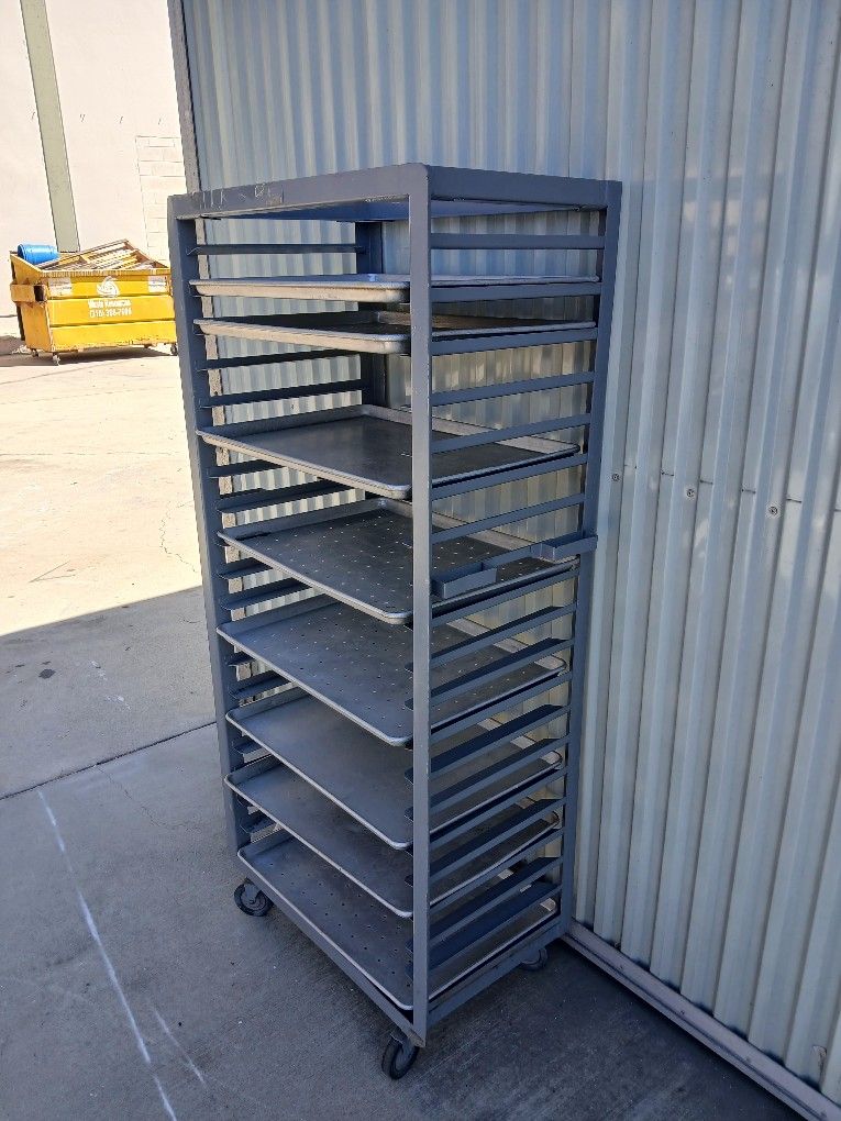 BAKERS RACK