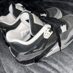 Jordan 4 fear