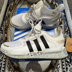 Adidas NMD_R1 V3 White & Gold New Size 10