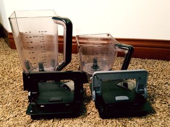 NINJA BL701WM30 3 in 1 Blender with 72 oz PITCHER with 40-ounce Food  Processor Bowl comes equipped with a chopping blade for Sale in Cedar  Rapids, IA - OfferUp