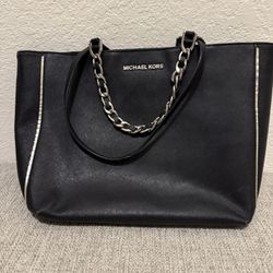 Micheal Kors Black Tote Bag $30 OBO