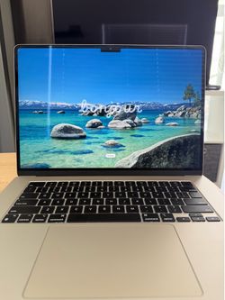 Apple 15 inch laptop, computer M3
