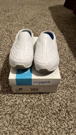 Easy Spirit Heel Strike t sneaker 7.5 WW