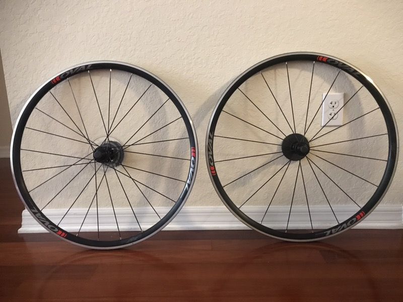 Oval Concepts 327 Bicycle Wheel Set