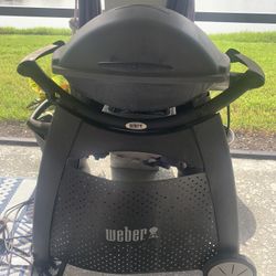 Webber Q2400 Electric Grill BBQ