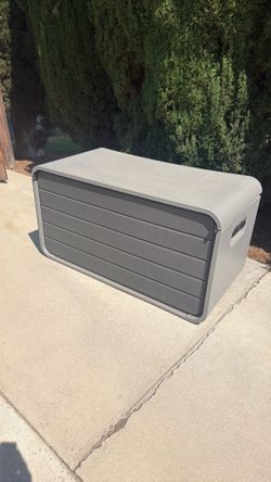 Lifetime outdoor storage bin box