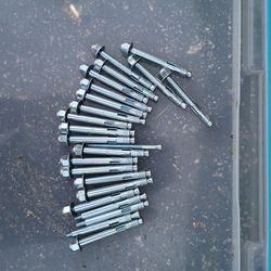Wedge anchor bolts for concrete/ masonry