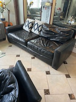 Black Leather Three-Seat Sofa