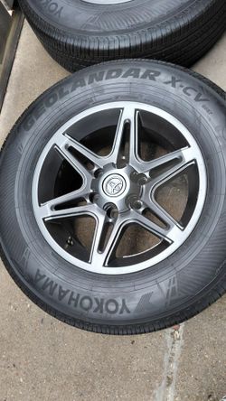17s TOYOTA TACOMA 4RUNNER RIMS TIRES 6LUGS 6X5.5