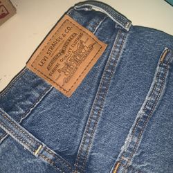 levis