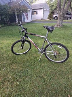 Specialized  Hardrock  Sport  BIKE  Adult  Aluminium 