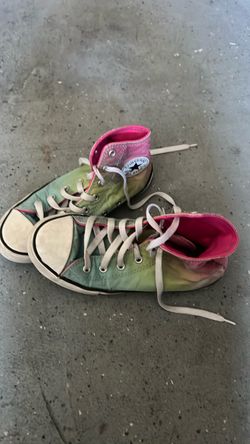 Rainbow converse ￼