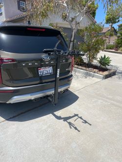 Thule 2 unit Bike rack
