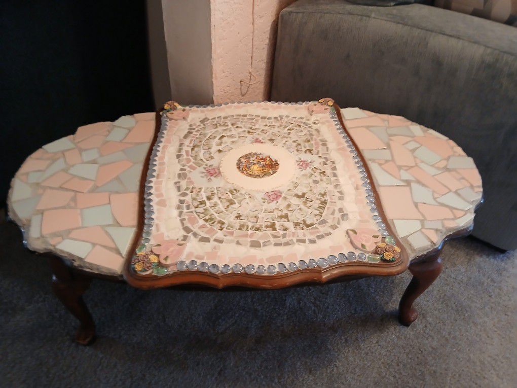 Mosaic Roses Victorian Couple Large COFFEE TABLE