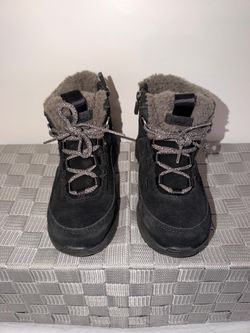New UGG TerreTrail Cozy Lace Boots Black Waterproof Fur Lined Zip Size 2