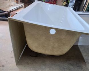 Brand new 60x32 soaking tub