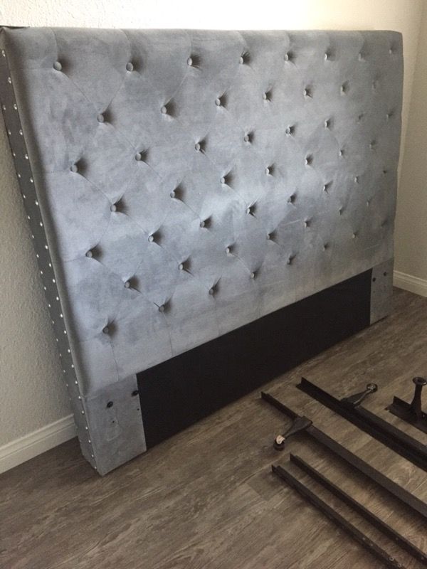 Brand New Tainoki Queen gray tufted velvet headboard with queen frame