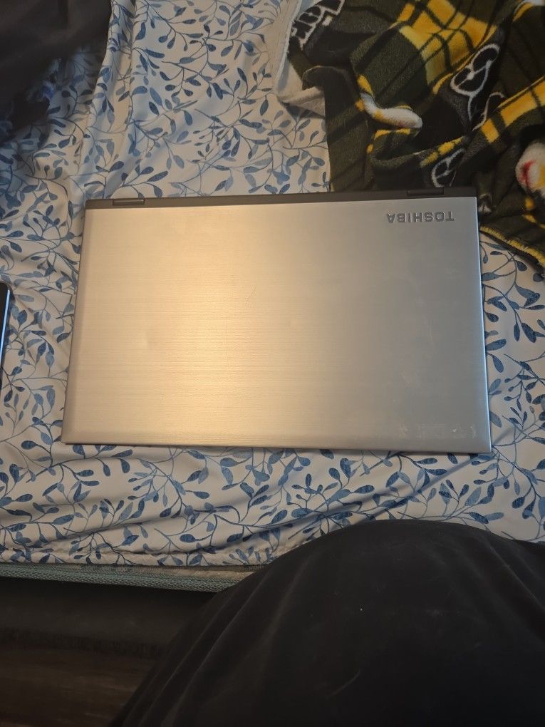 Toshiba Touch Screen Laptop